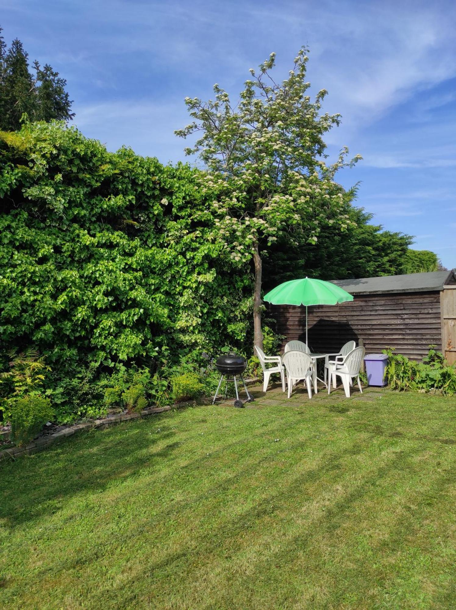 Number 8 With Free Parking Villa Bury St. Edmunds Екстериор снимка