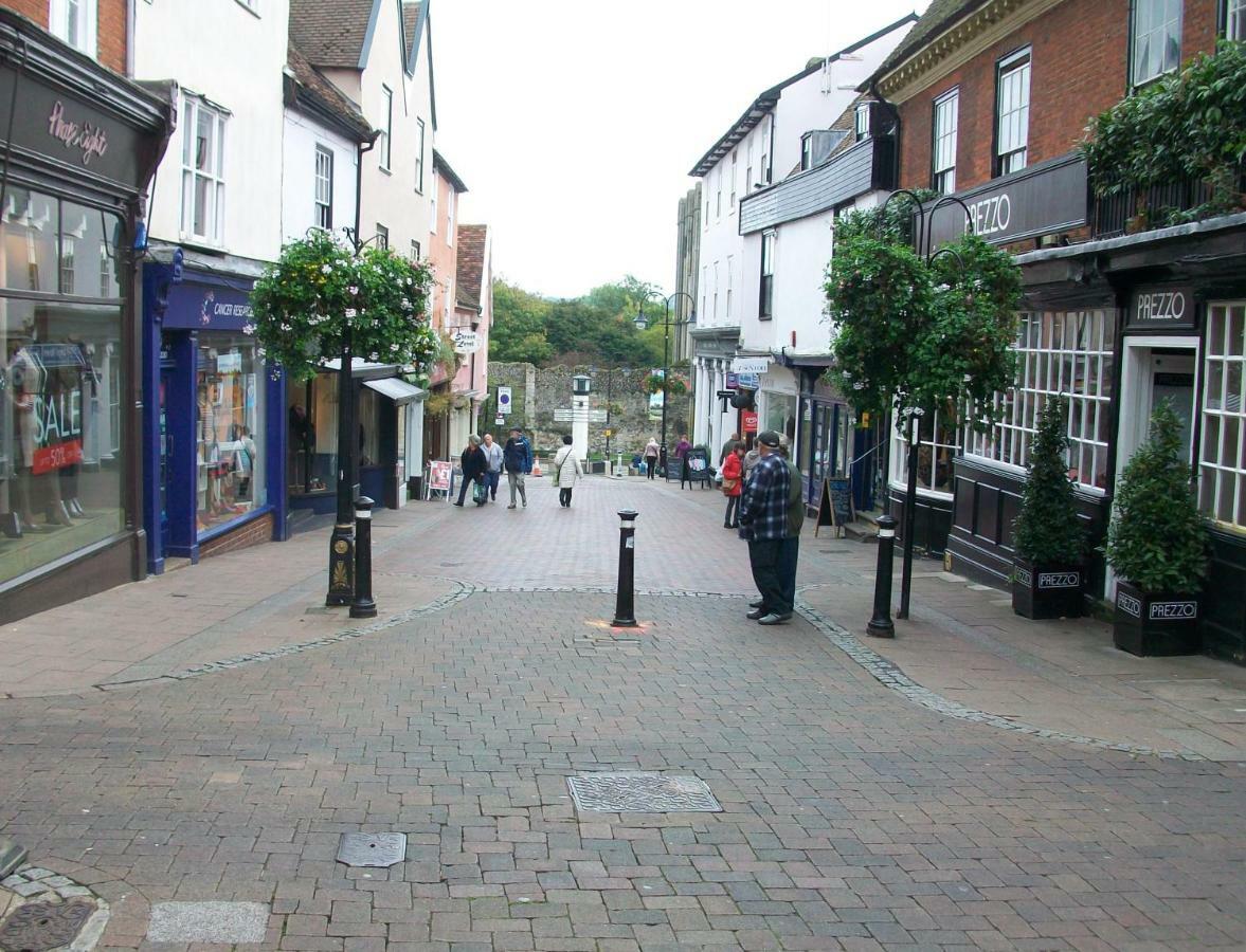 Number 8 With Free Parking Villa Bury St. Edmunds Екстериор снимка